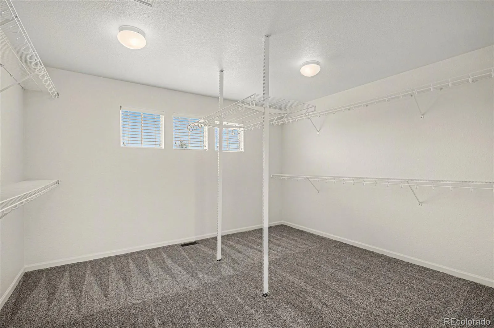 24871 E Ontario Drive Aurora CO 80016 MLS #REC7259798 04172026035349 1600 26