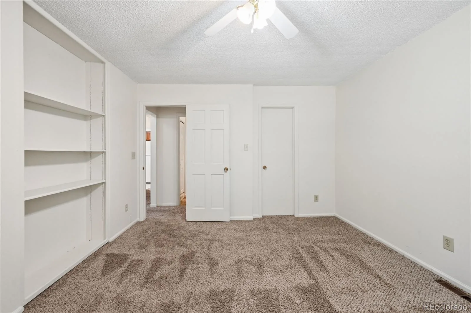 82 S Eagle Circle Aurora CO 80012 MLS #REC7261480 06102026211221 1600 17