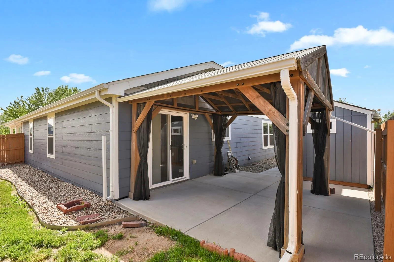 826 Willow Drive Brighton CO 80603 | MLS #REC7261884 06112026163742 1600 25