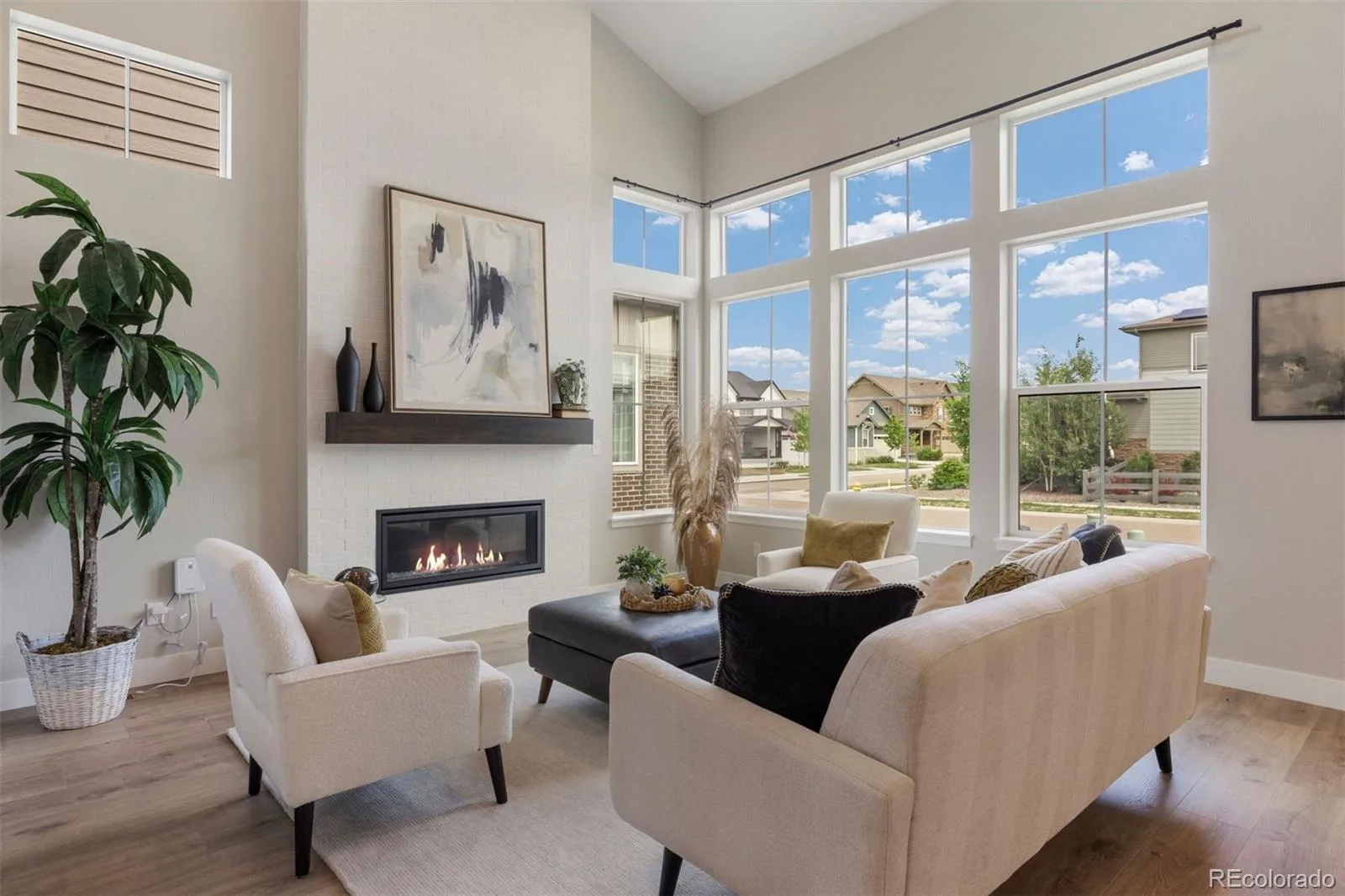 1556 Stablecross Drive Castle Pines CO 80108 MLS #REC7267247 08022026001636 1600 14