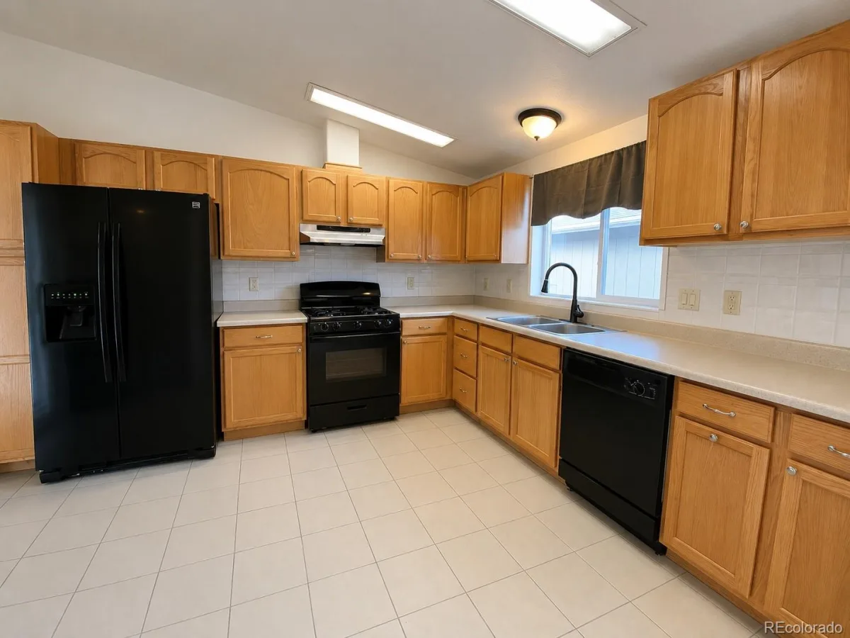 611 W 4th Avenue Denver CO 80223 MLS #REC7267809 06162026221445 1200 7