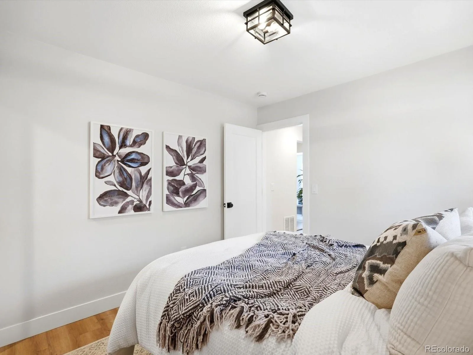 3550 N Vine Street Denver CO 80205 | MLS #REC7273848 08222026012009 1600 18