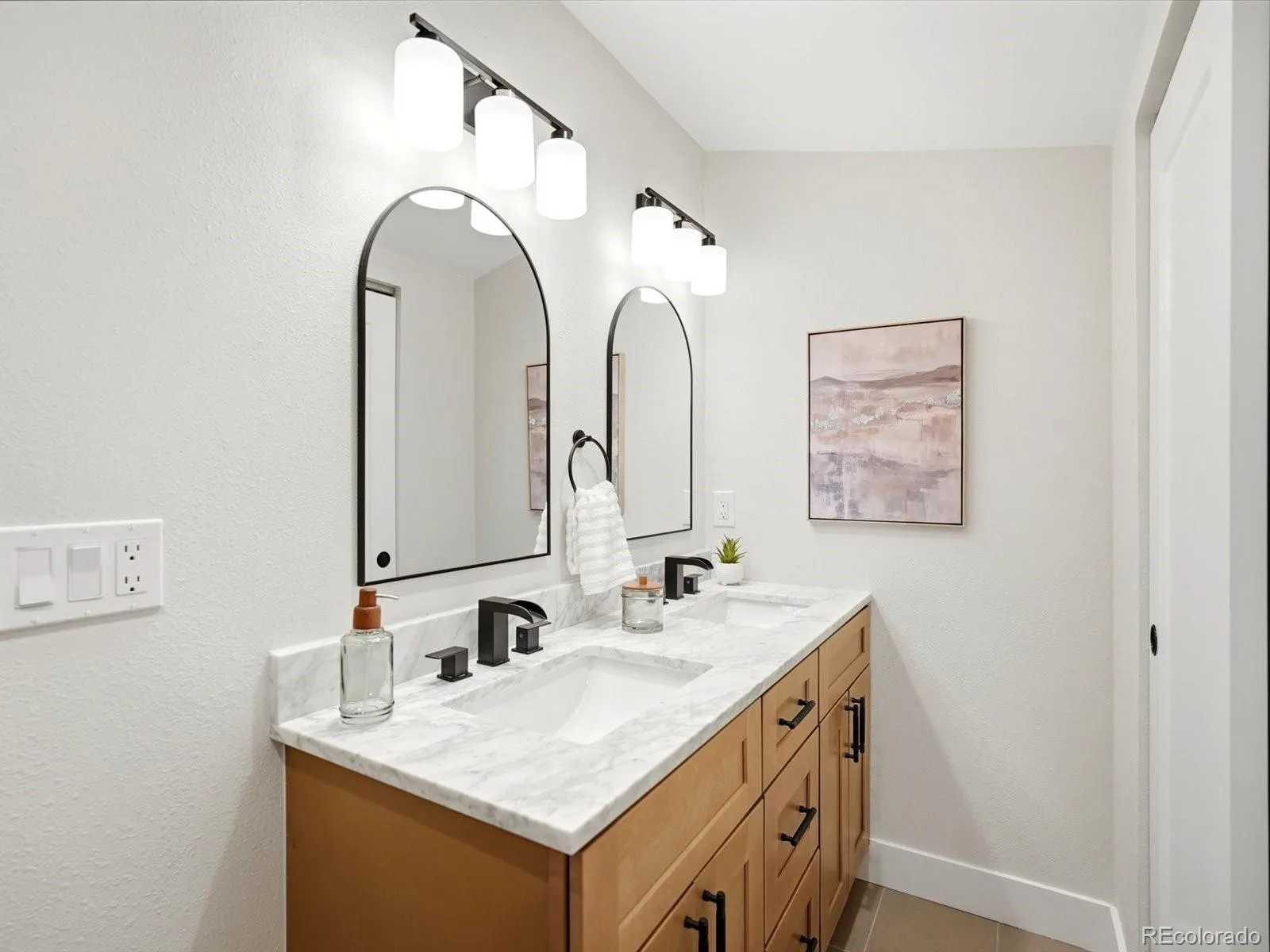 3550 N Vine Street Denver CO 80205 | MLS #REC7273848 08222026012009 1600 20