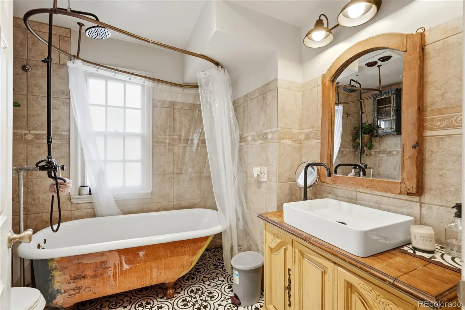 1815 S Cook Street Denver CO 80210 | MLS #REC7275516 10032026182702 1600 12