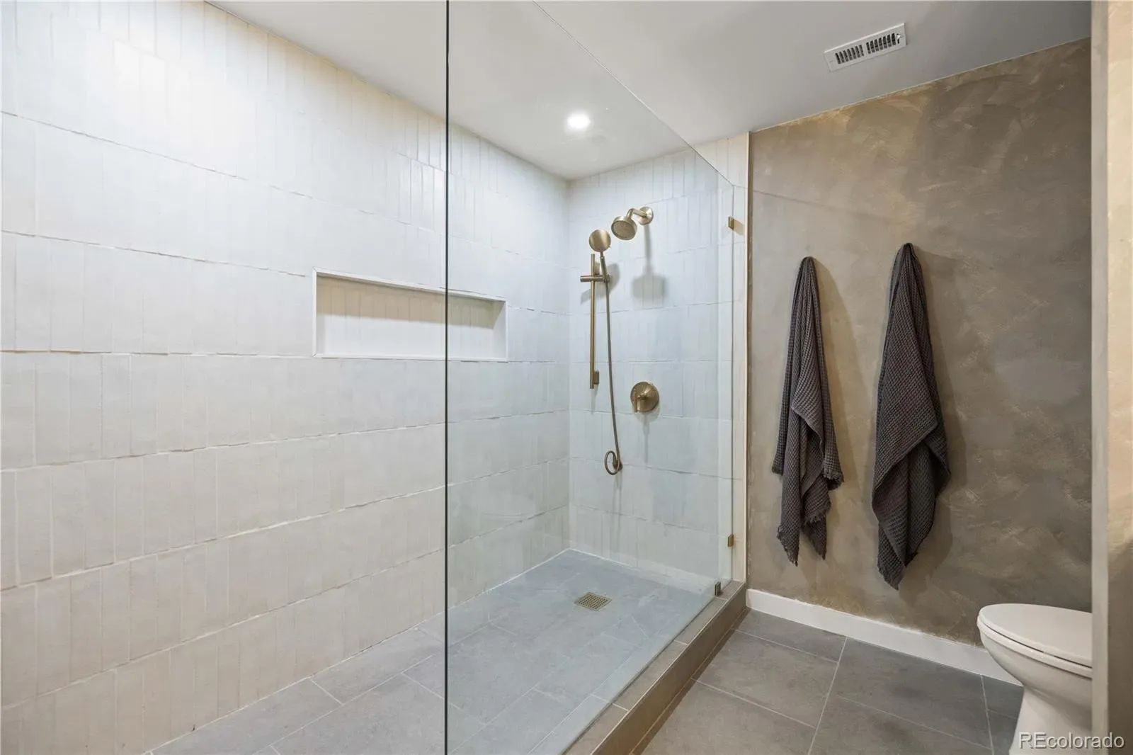 03132026014319 1600 24