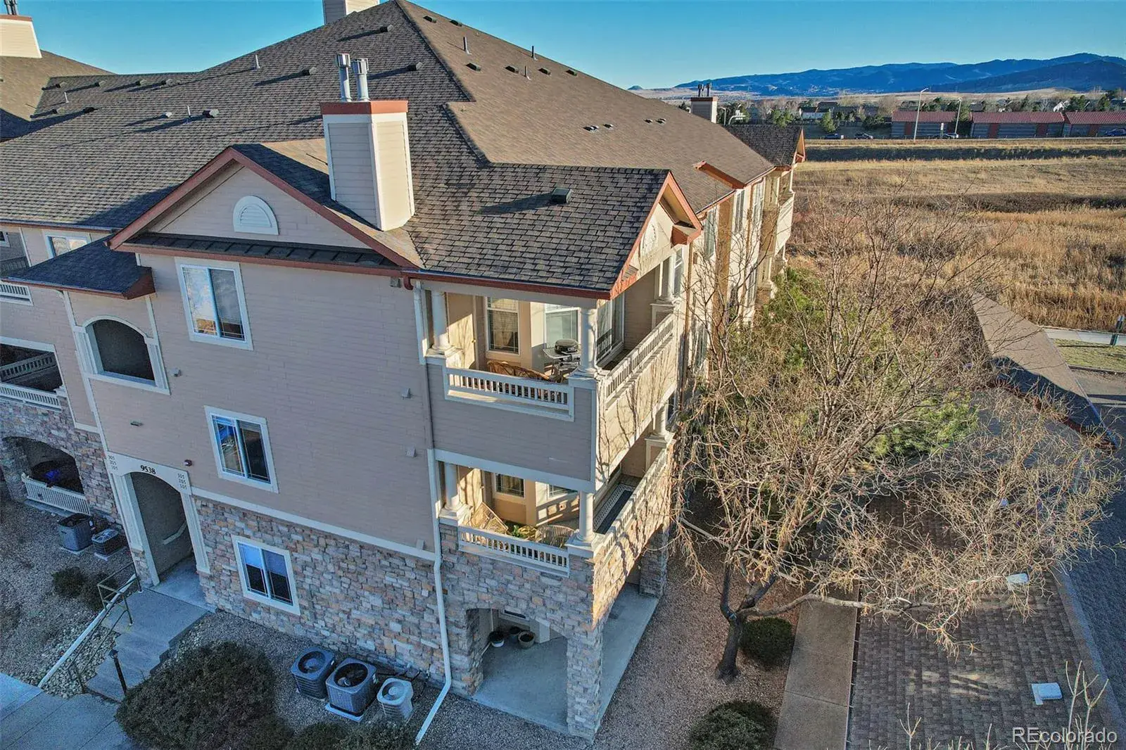 9538 W San Juan Circle #207 Littleton CO 80128 MLS #REC7279395 03032026191533 1600 37