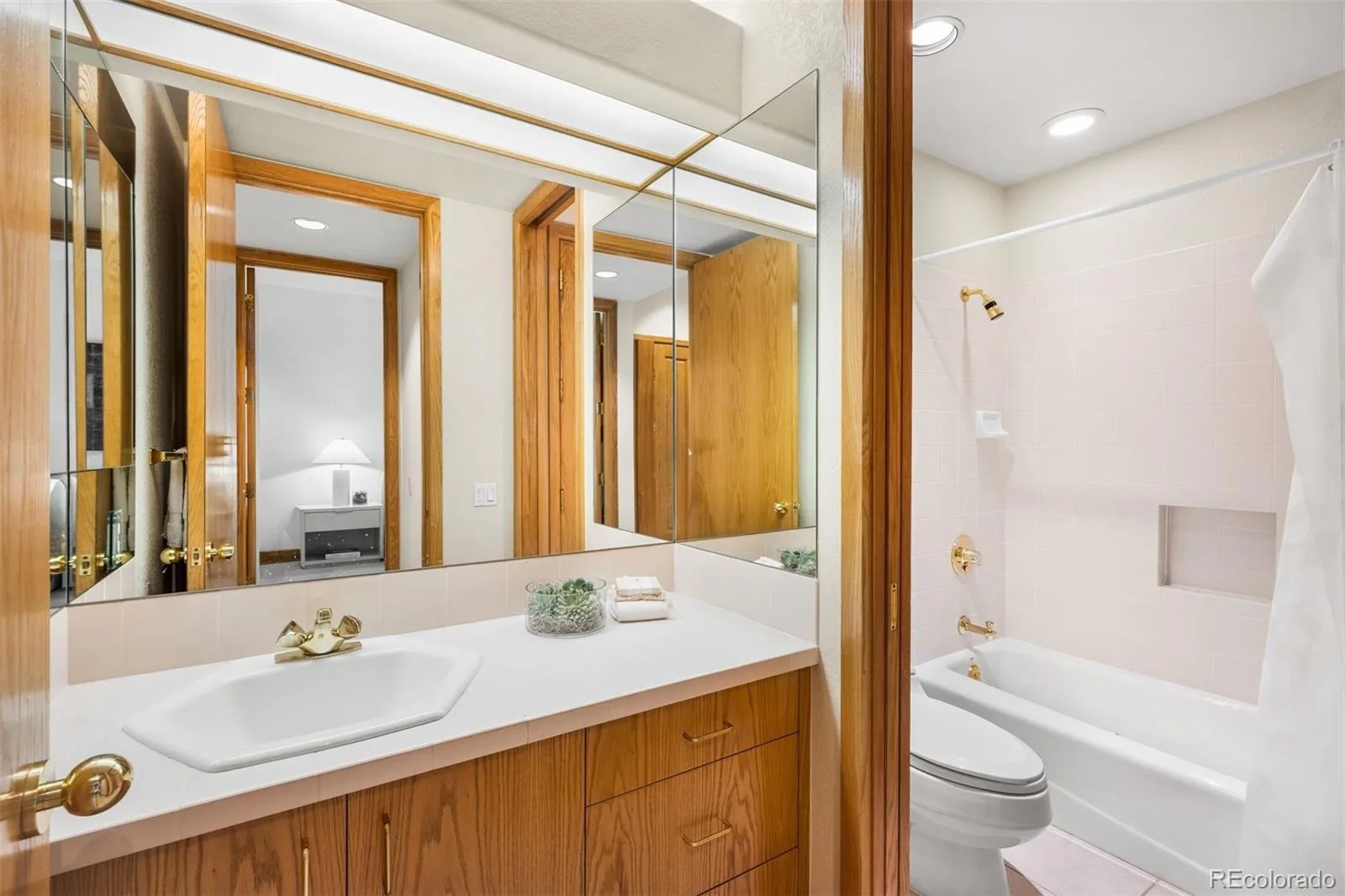 4100 E Quincy Avenue Englewood CO 80113 | MLS #REC7280719 08252026175002 1600 25