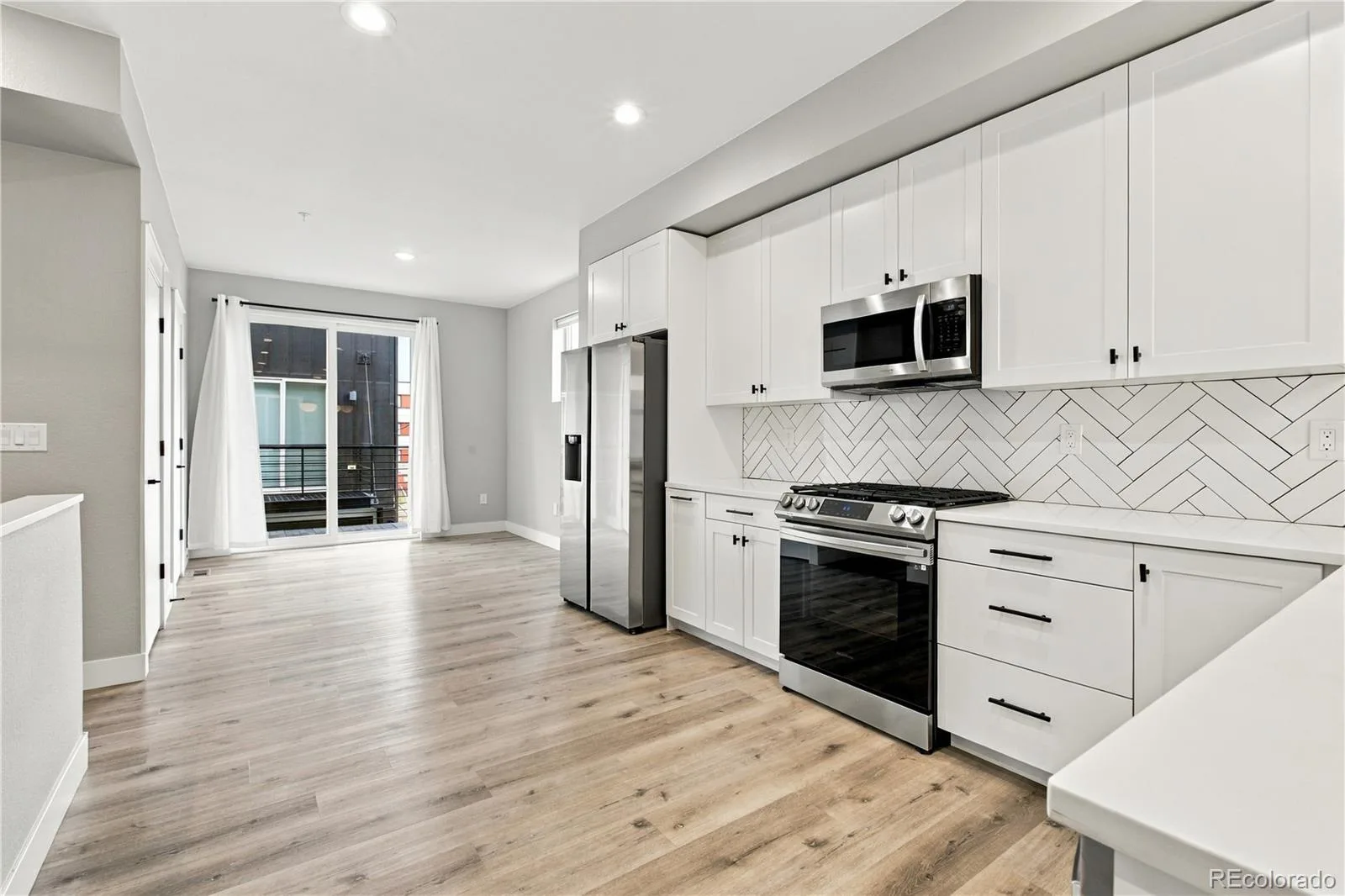 4925 W 10th Avenue #101 Denver CO 80204 | MLS #REC7281087 09242026182539 1600 19