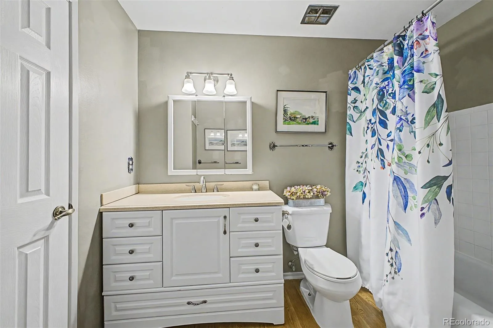 9023 E Mansfield Avenue Denver CO 80237 | MLS #REC7284389 08082026165917 1600 22