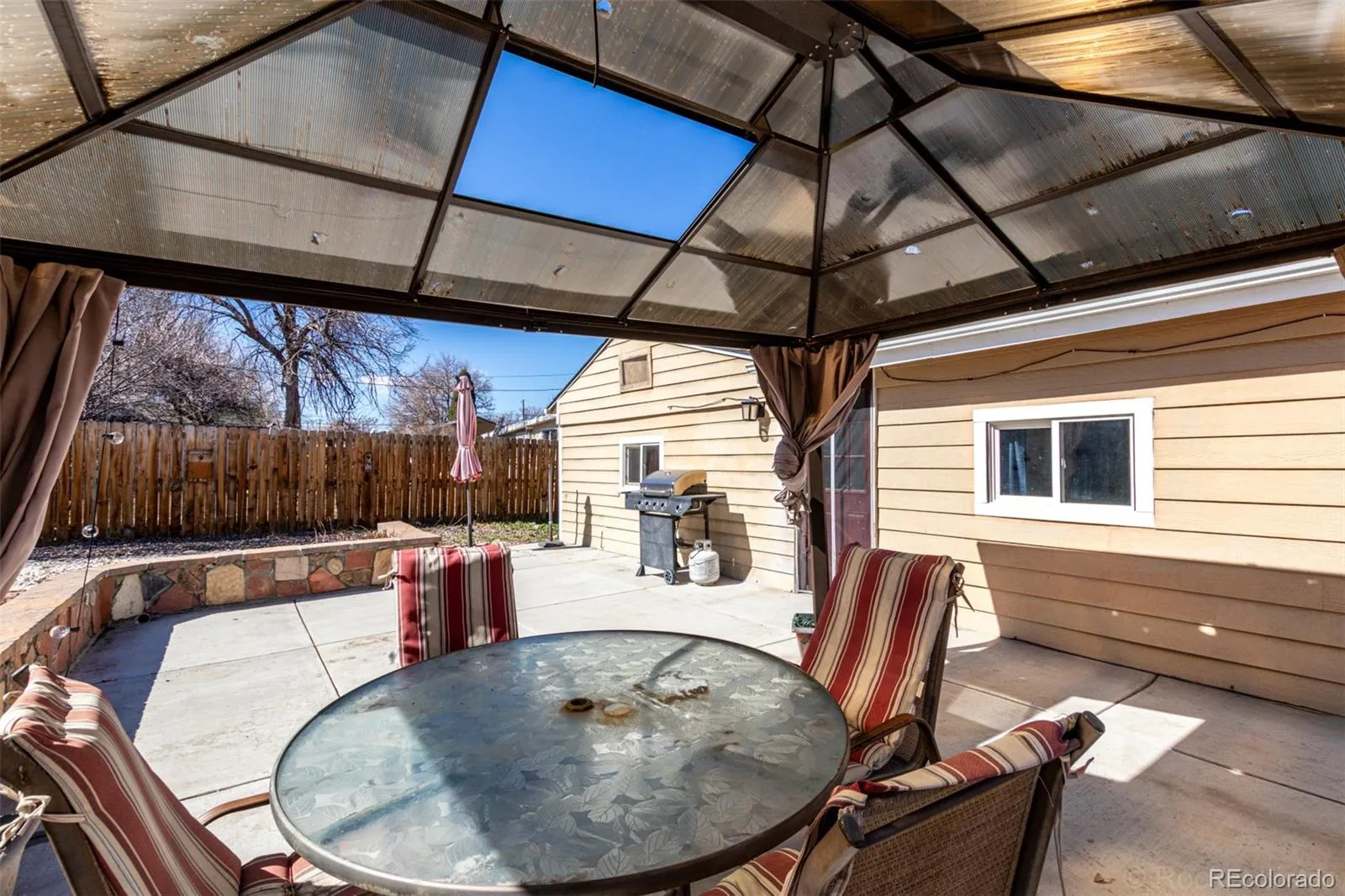 04102026012244 1600 25