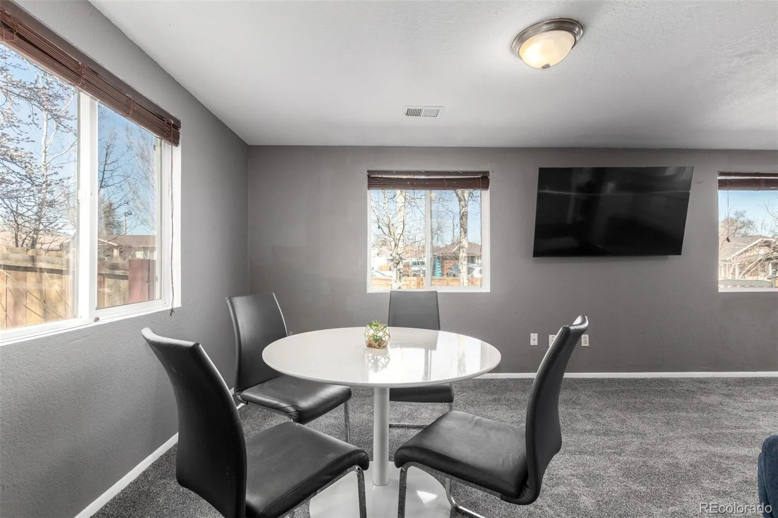 04102026012244 1600 8