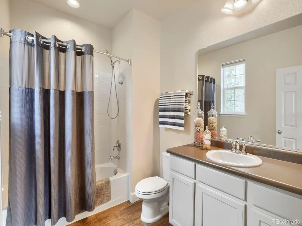 23366 E Piccolo Drive Aurora CO 80016 | MLS #REC7286518 08212026024934 1200 27