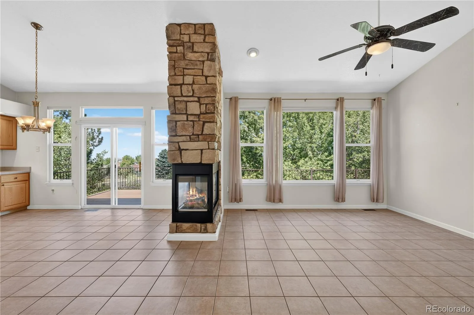 21423 Unbridled Drive Parker CO 80138 | MLS #REC7287813 08212026214601 1600 12