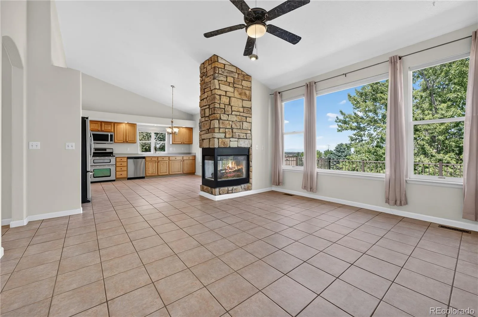 21423 Unbridled Drive Parker CO 80138 | MLS #REC7287813 08212026214601 1600 13