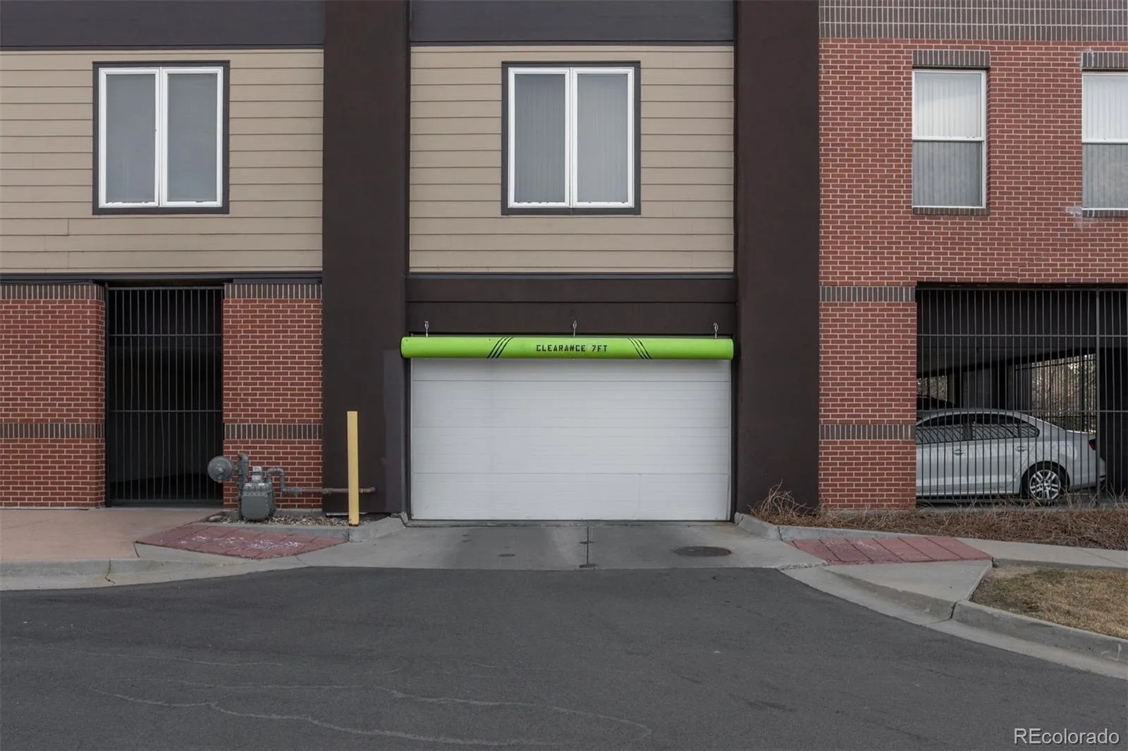 15475 Andrews Drive #206 Denver CO 80239 | MLS #REC7287838 06122026173616 1600 29