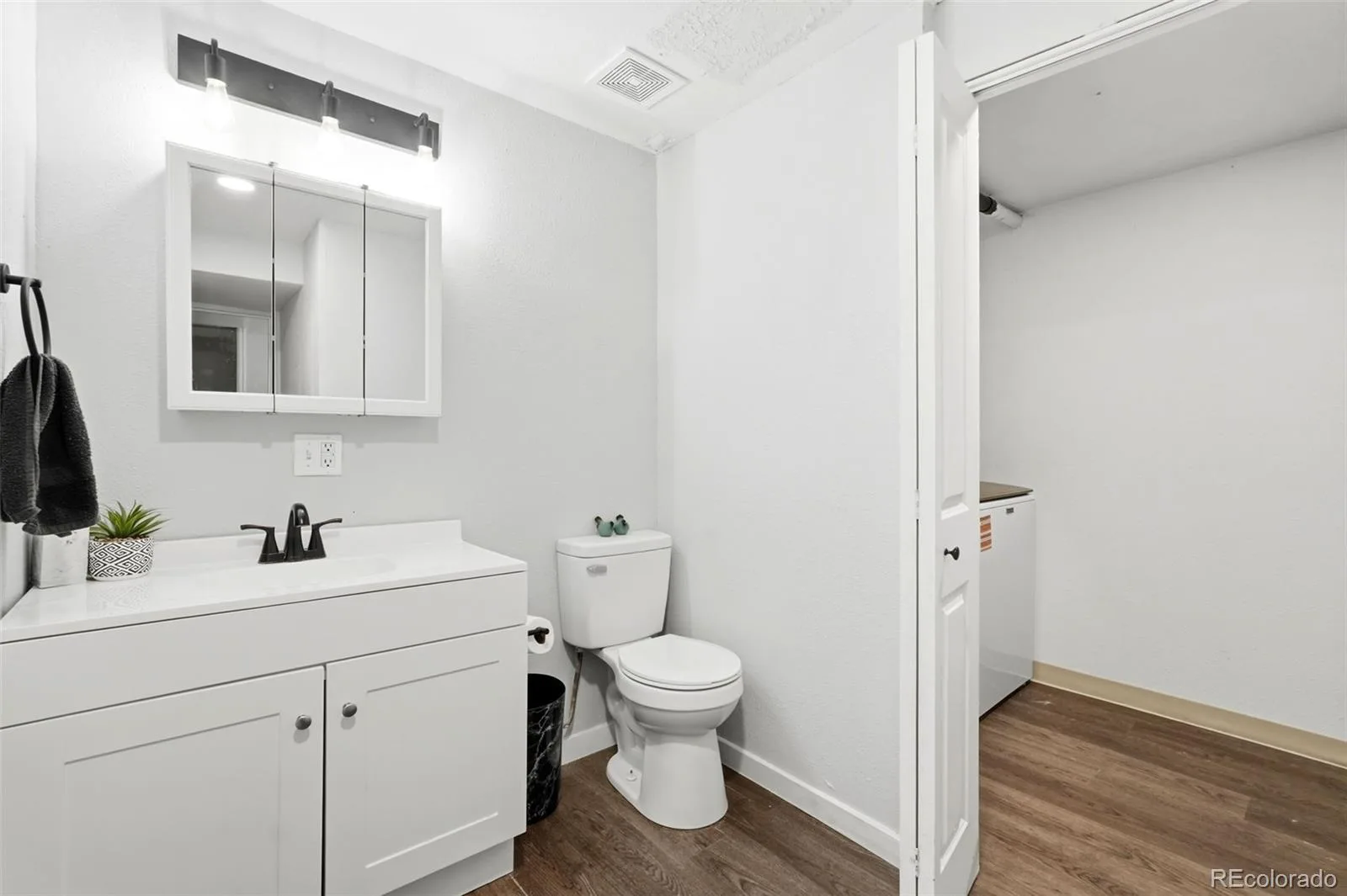 19695 E Amherst Drive Aurora CO 80013 | MLS #REC7288913 07152026082703 1600 26