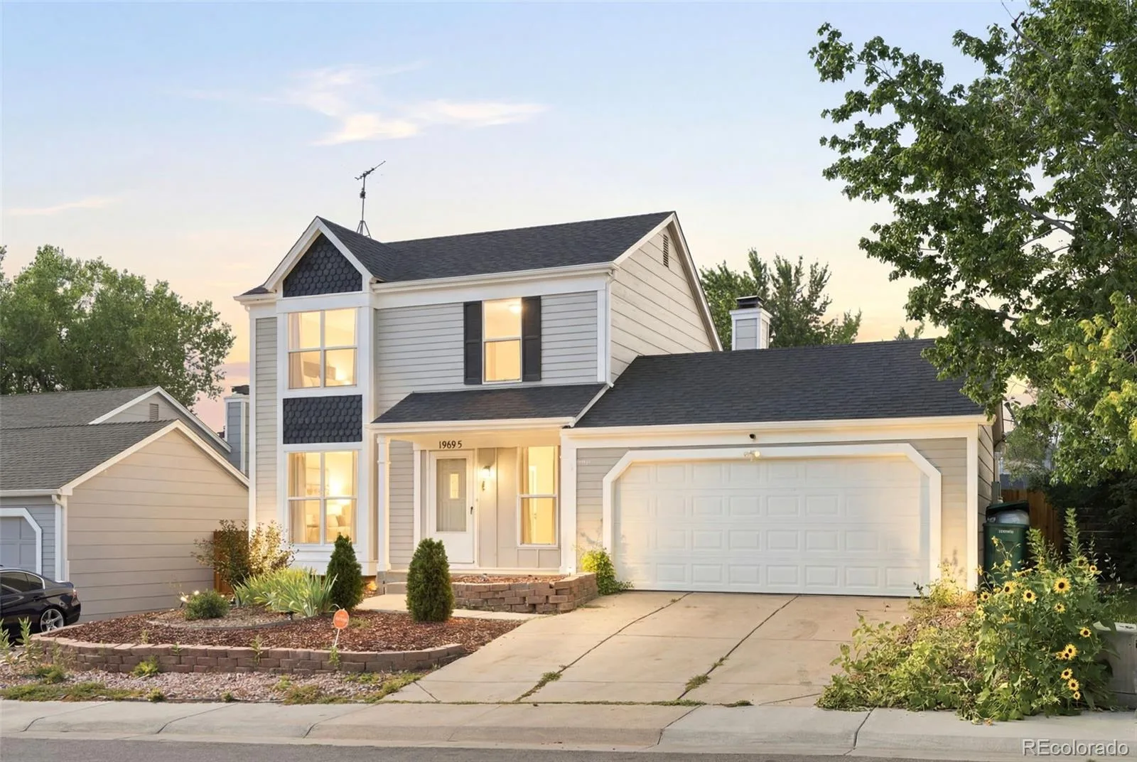 19695 E Amherst Drive Aurora CO 80013 | MLS #REC7288913 07152026082703 1600 35
