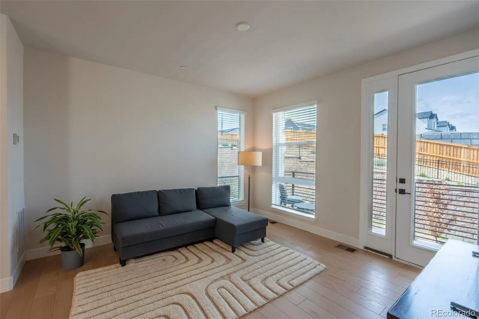 04012026125120 1600 18