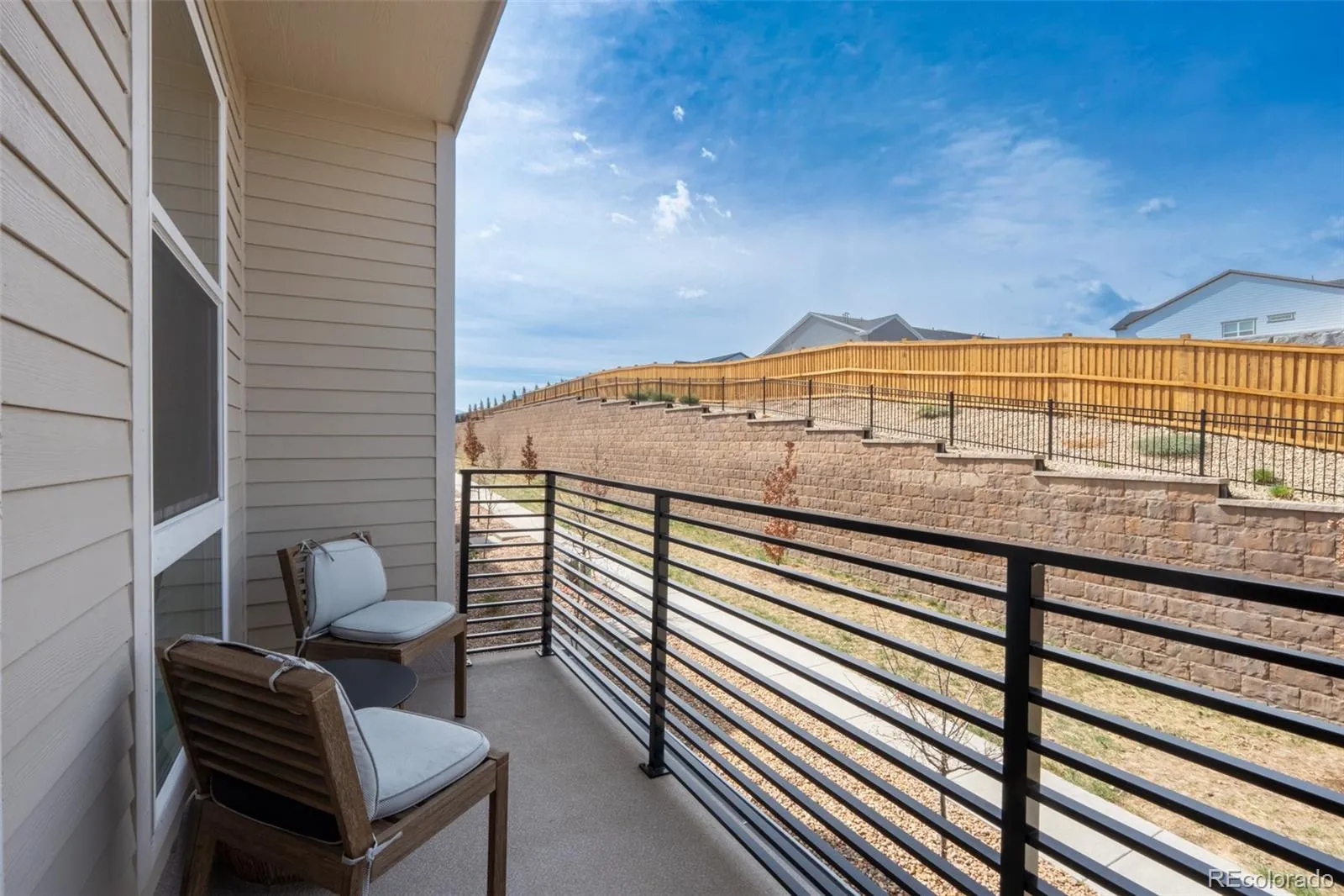 04012026125120 1600 19