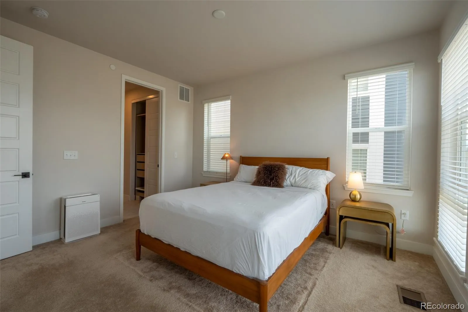 04012026125120 1600 20