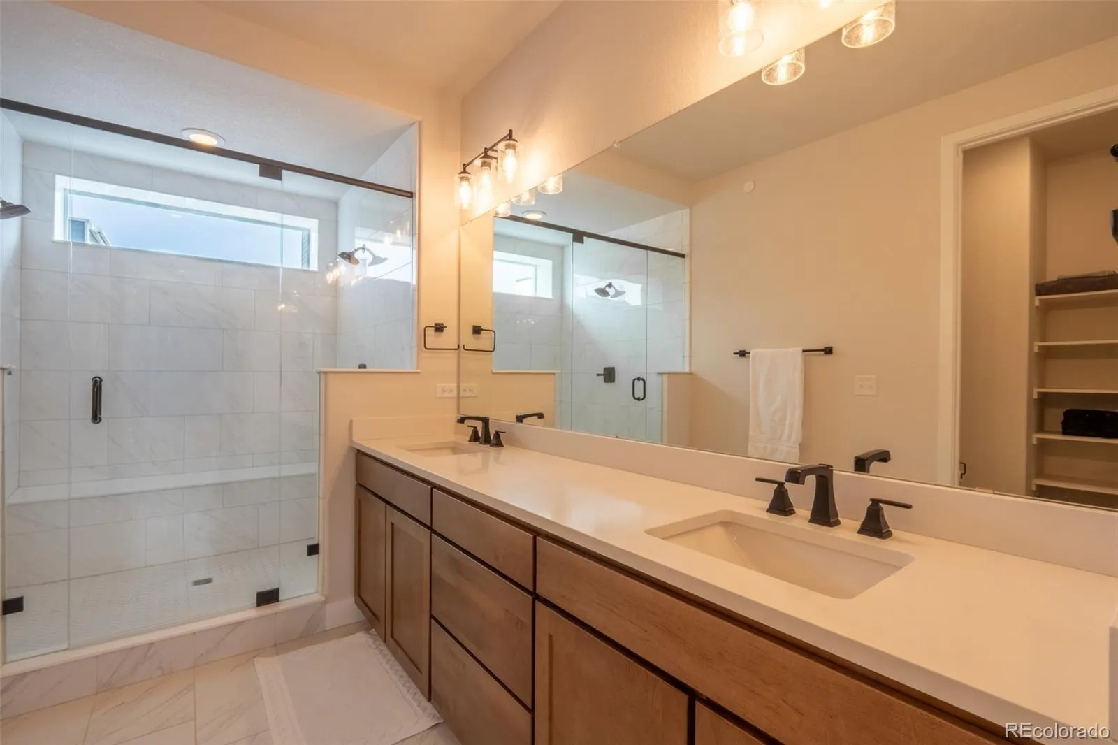 04012026125120 1600 22