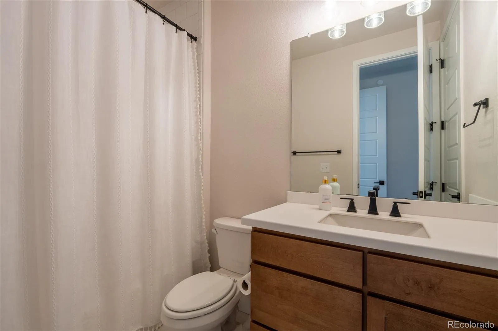 04012026125120 1600 27