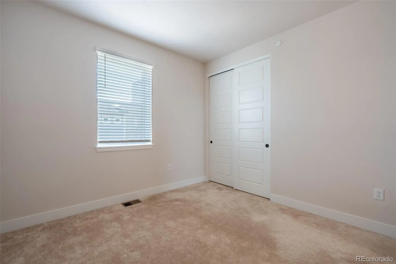 04012026125120 1600 29