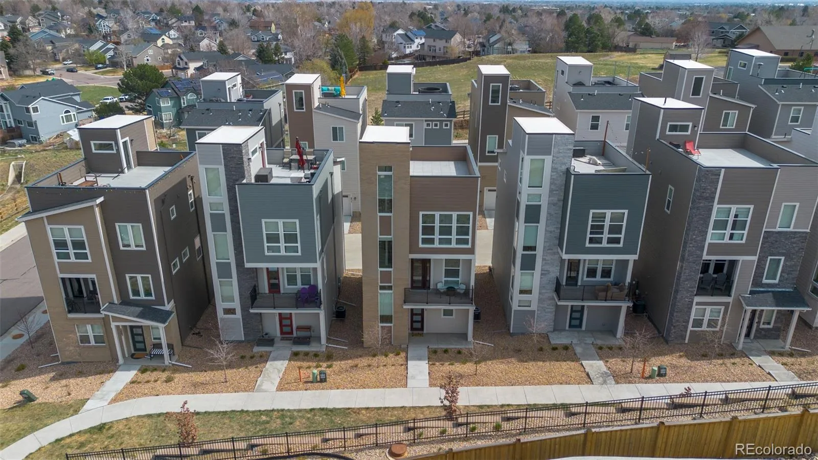 04012026125120 1600 36