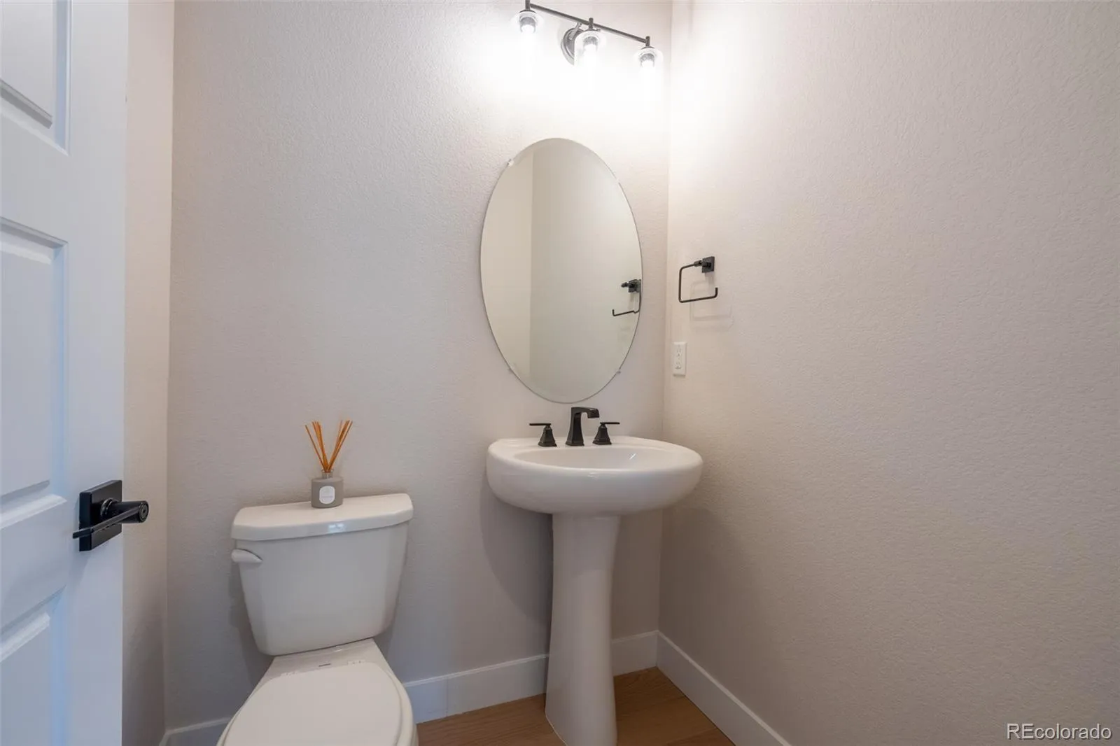 04012026125120 1600 7