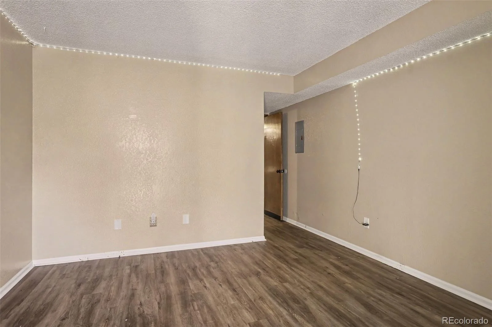 999 S Miller Street #102 Denver CO 80226 | MLS #REC7290840 07242026152156 1600 20