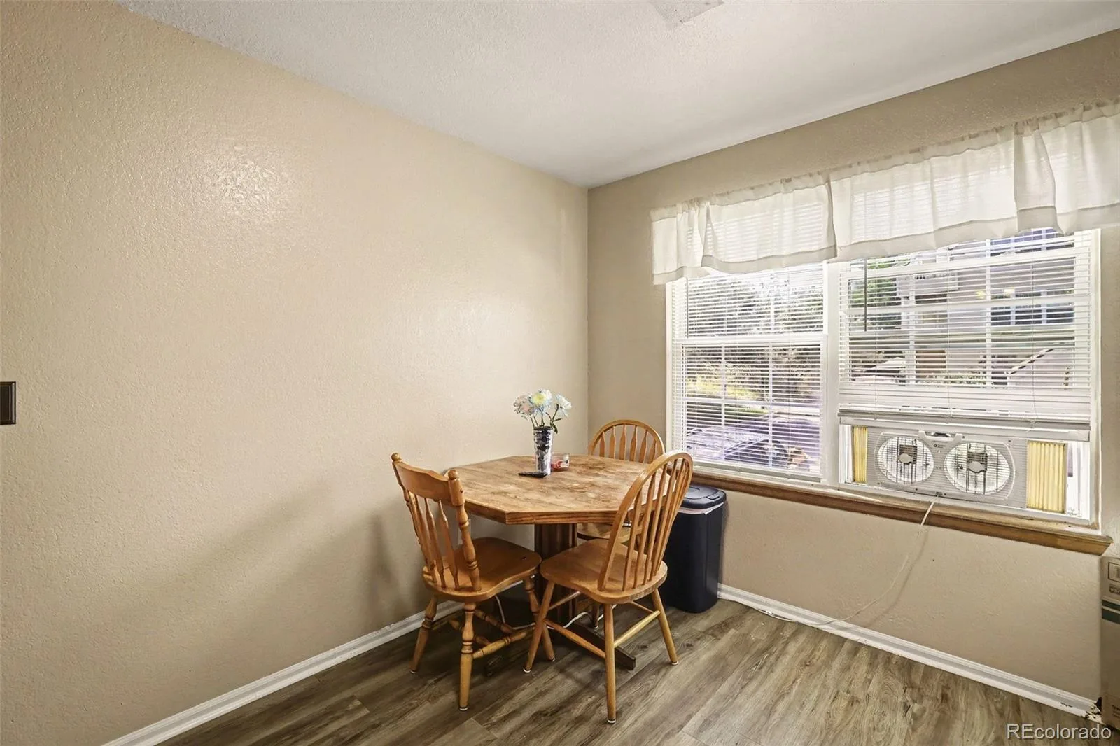 999 S Miller Street #102 Denver CO 80226 | MLS #REC7290840 07242026152156 1600 9