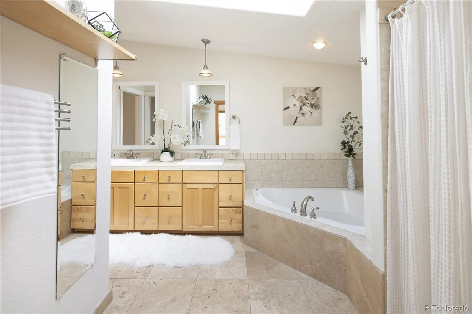 1835 S Milwaukee Street Denver CO 80210 MLS #REC7291176 05222026222307 1600 21