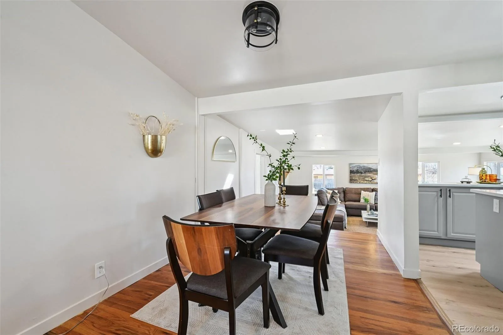 2580 Valley View Drive Denver CO 80221 | MLS #REC7291347 06252026141440 1600 17