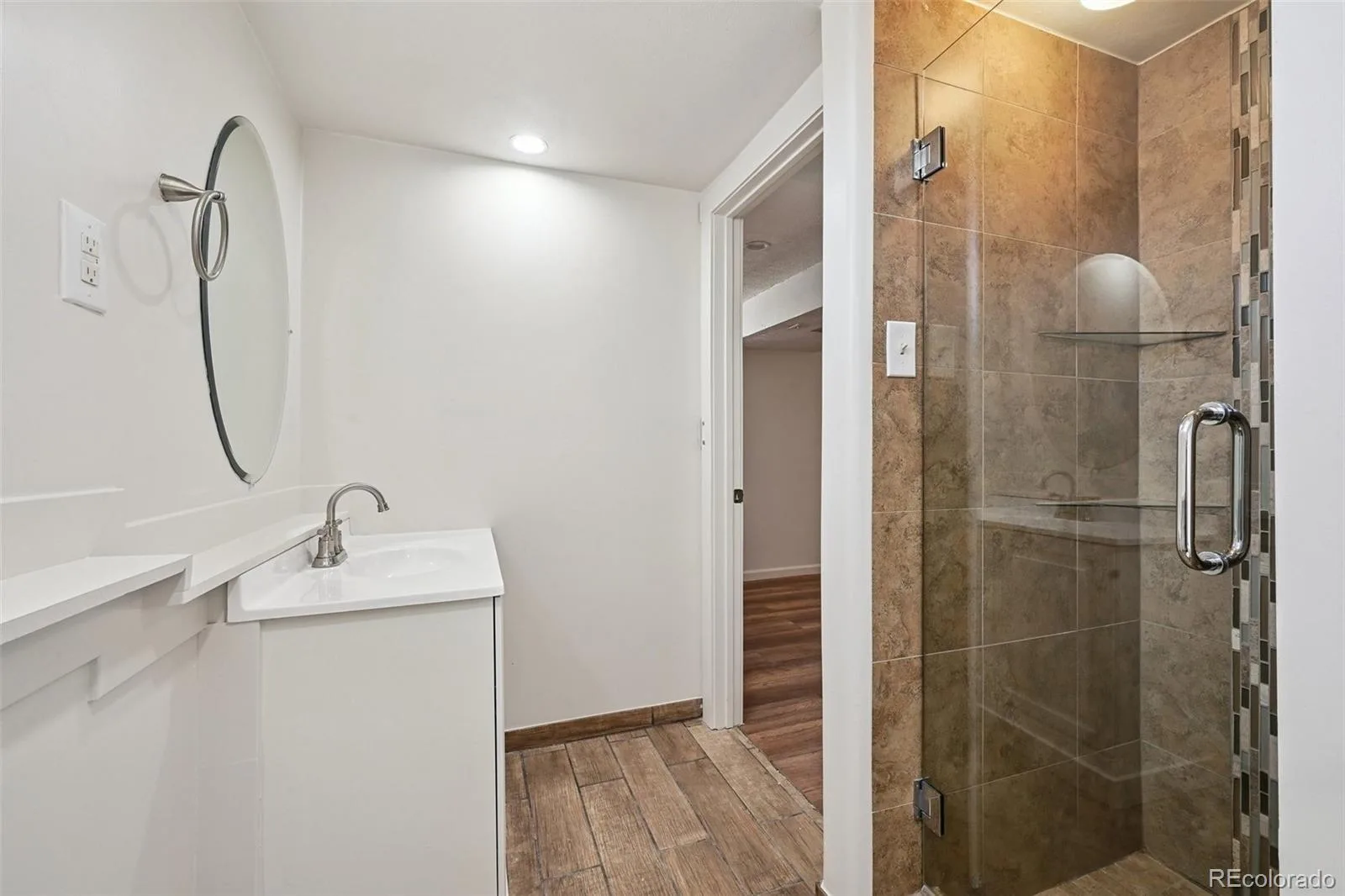 2580 Valley View Drive Denver CO 80221 | MLS #REC7291347 06252026141440 1600 21