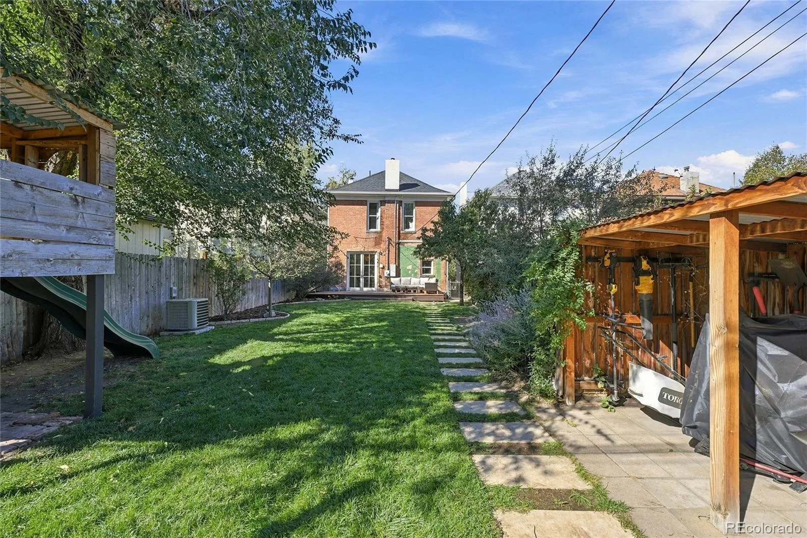 2546 N Marion Street Denver CO 80205 | MLS #REC7292435 10152026002852 1600 18