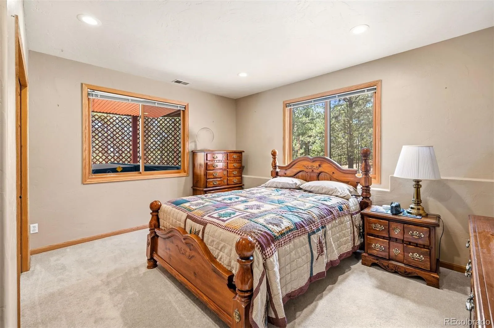 29517 Gleneden Lane Evergreen CO 80439 | MLS #REC7292869 04162026161013 1600 28