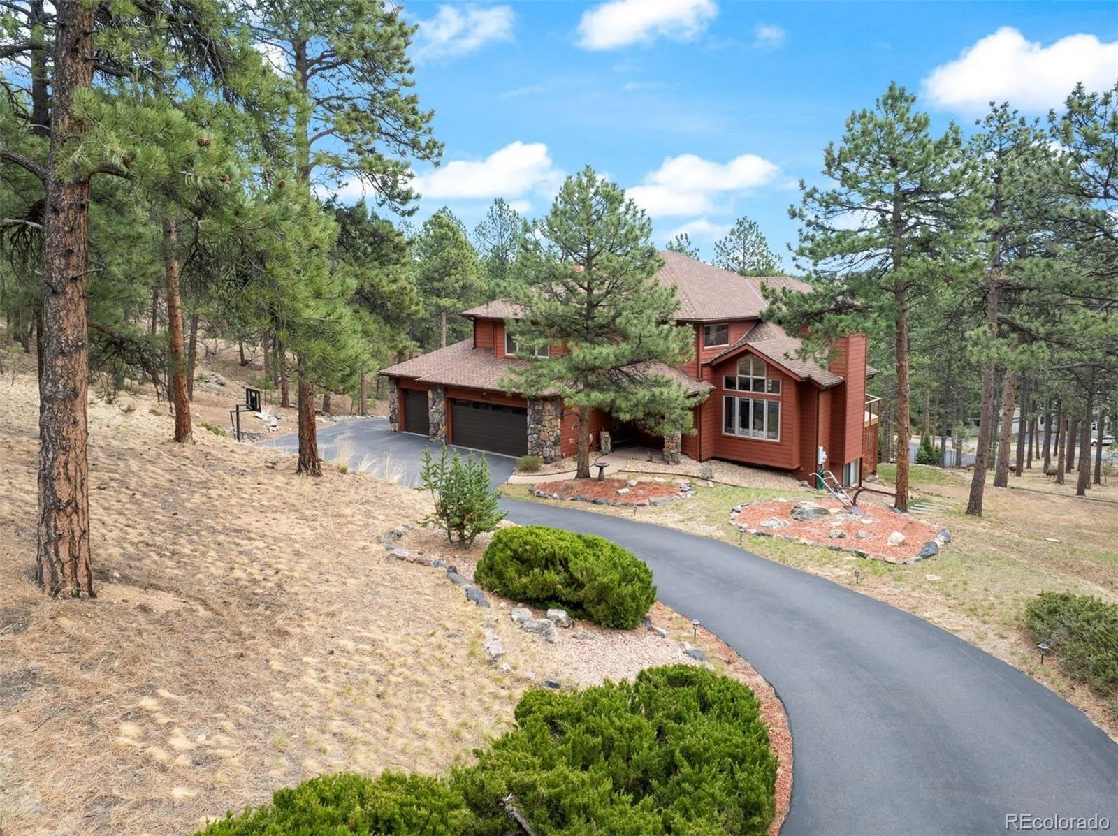 29517 Gleneden Lane Evergreen CO 80439 | MLS #REC7292869 04162026161013 1600 37