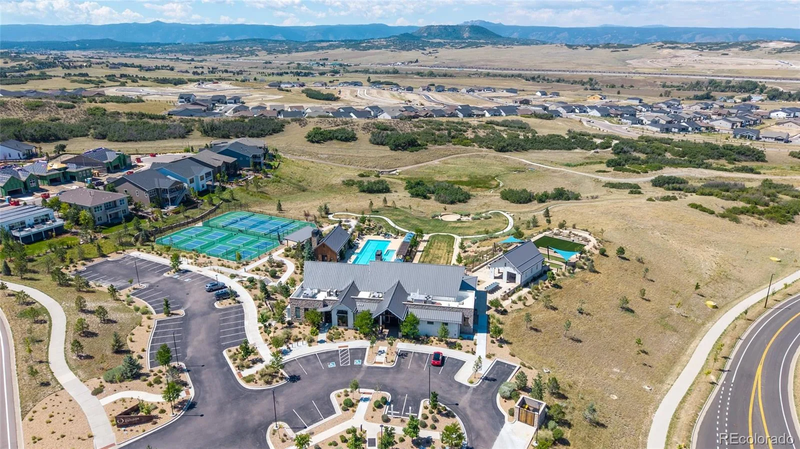 140 Leafy Aster Lane Castle Rock CO 80104 | MLS #REC7294954 08282026041202 1600 44