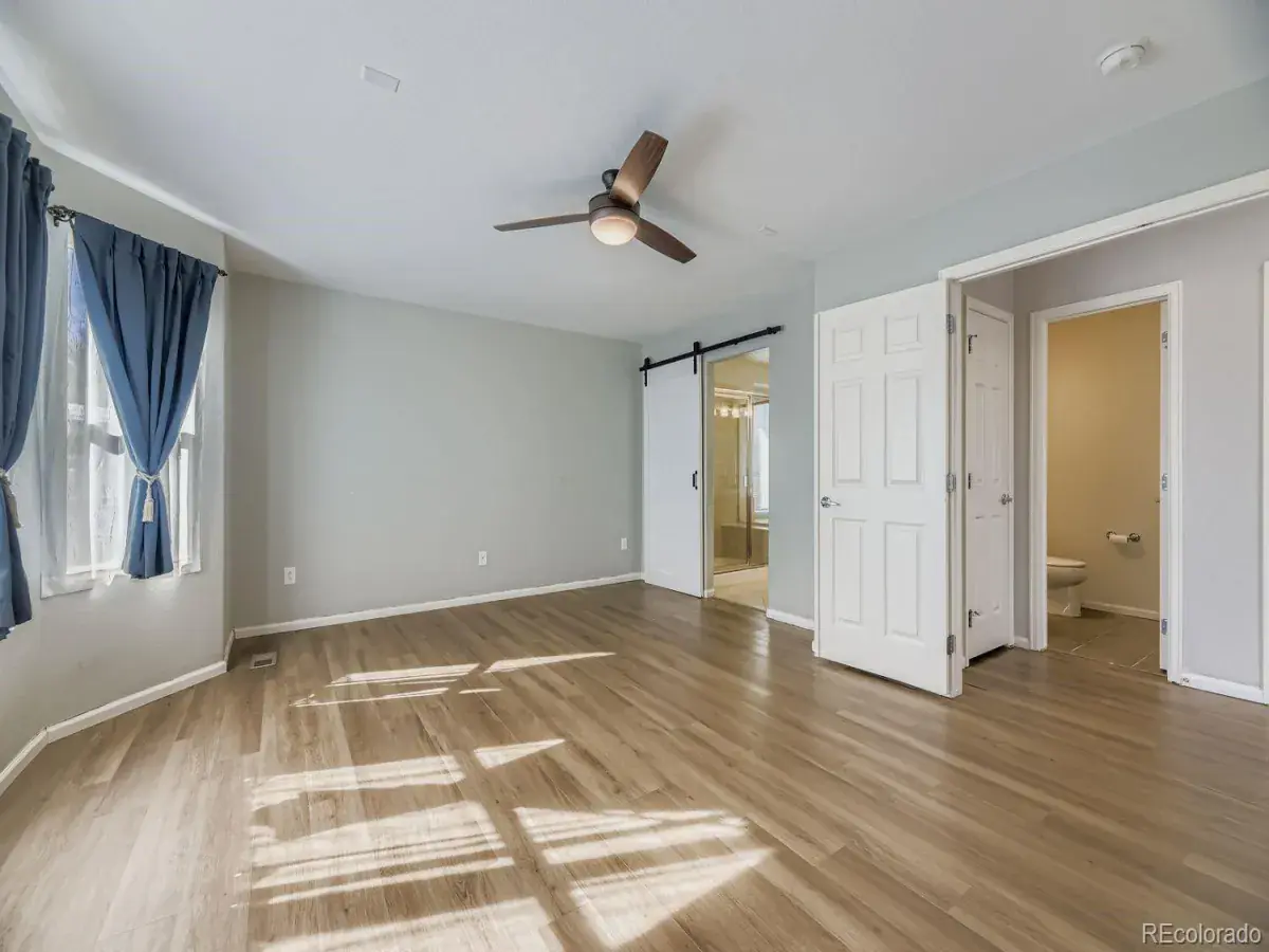 10032025224544 1200 11