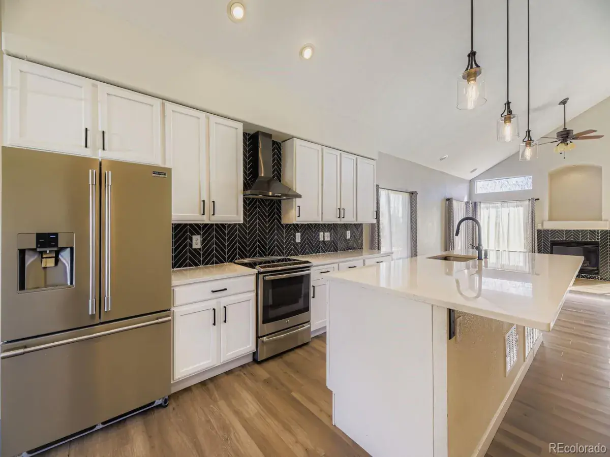 10032025224544 1200 6