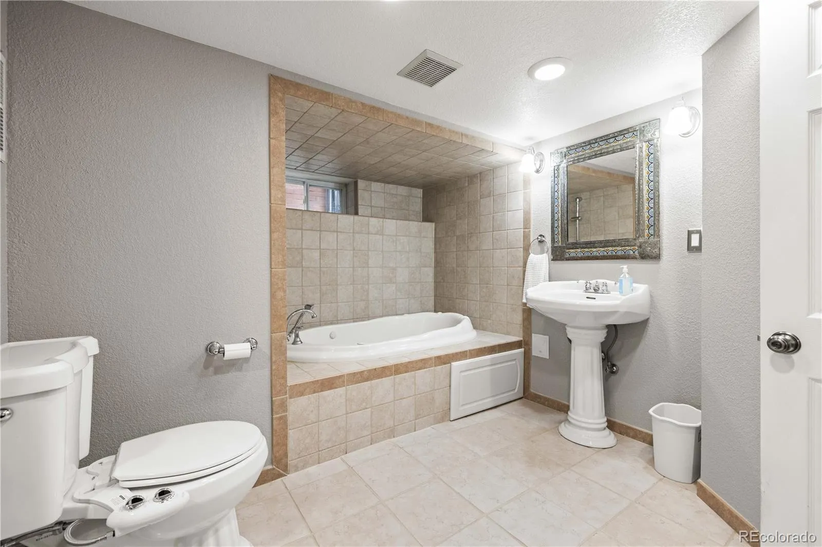 3416 E 16th Avenue Denver CO 80206 | MLS #REC7296490 04282026172709 1600 28