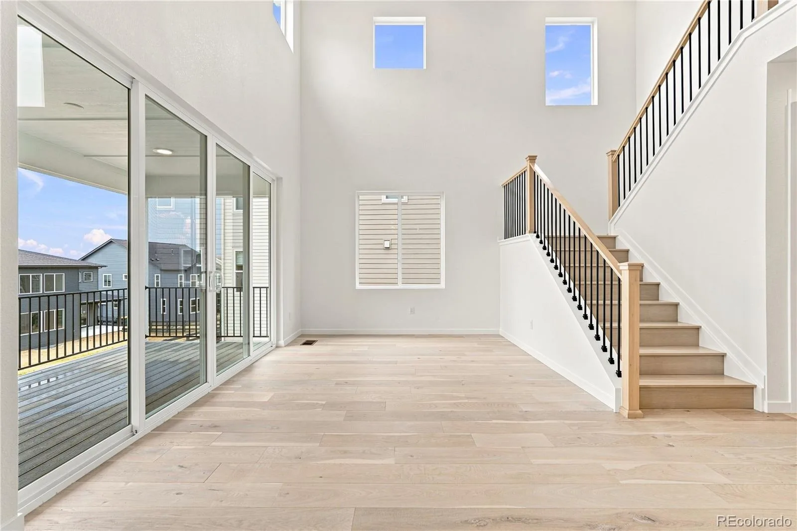 1211 Bridgefield Road Castle Pines CO 80108 | MLS #REC7296962 08242026160808 1600 17