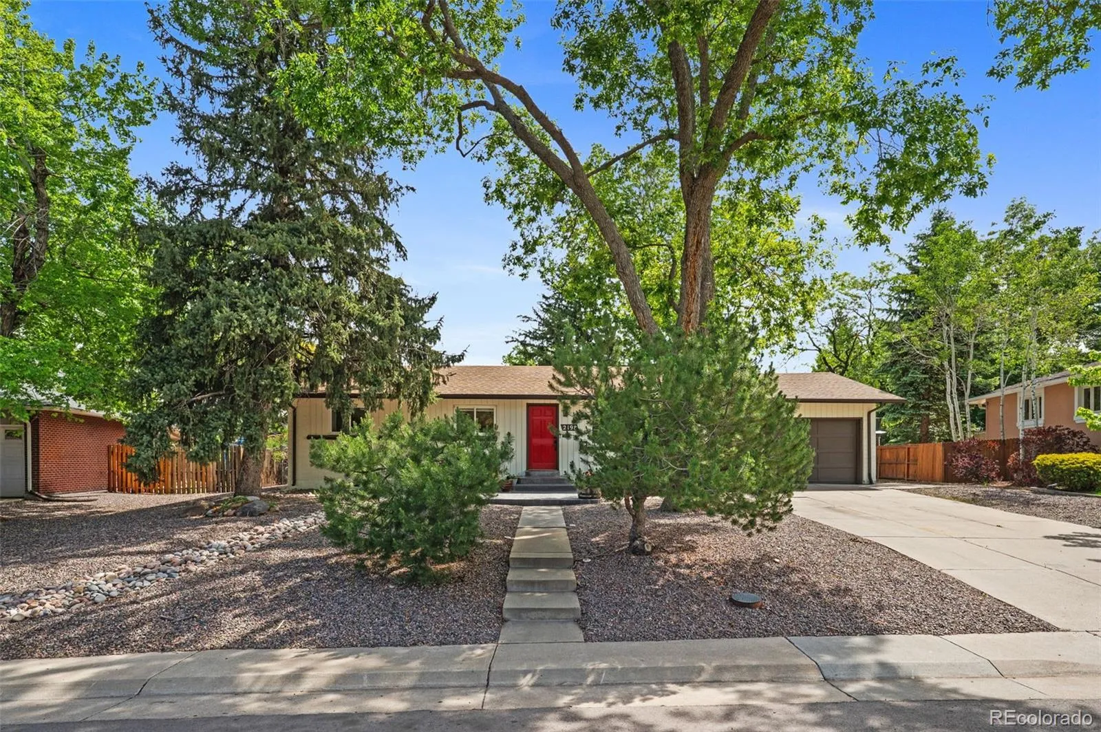 2198 Zinnia Way Golden CO 80401 MLS #REC7298570 05232026095547 1600 1