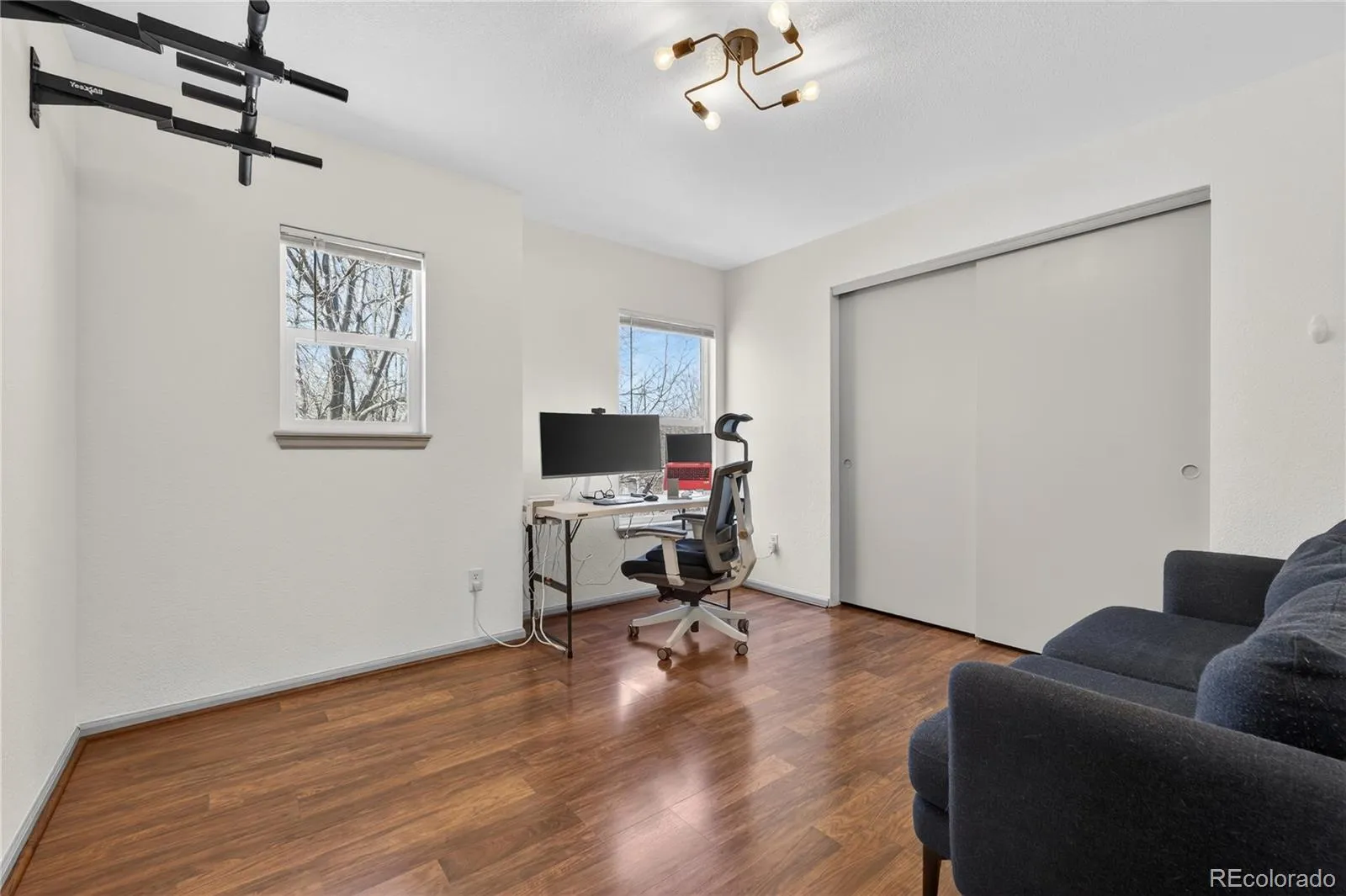 04142026010359 1600 16