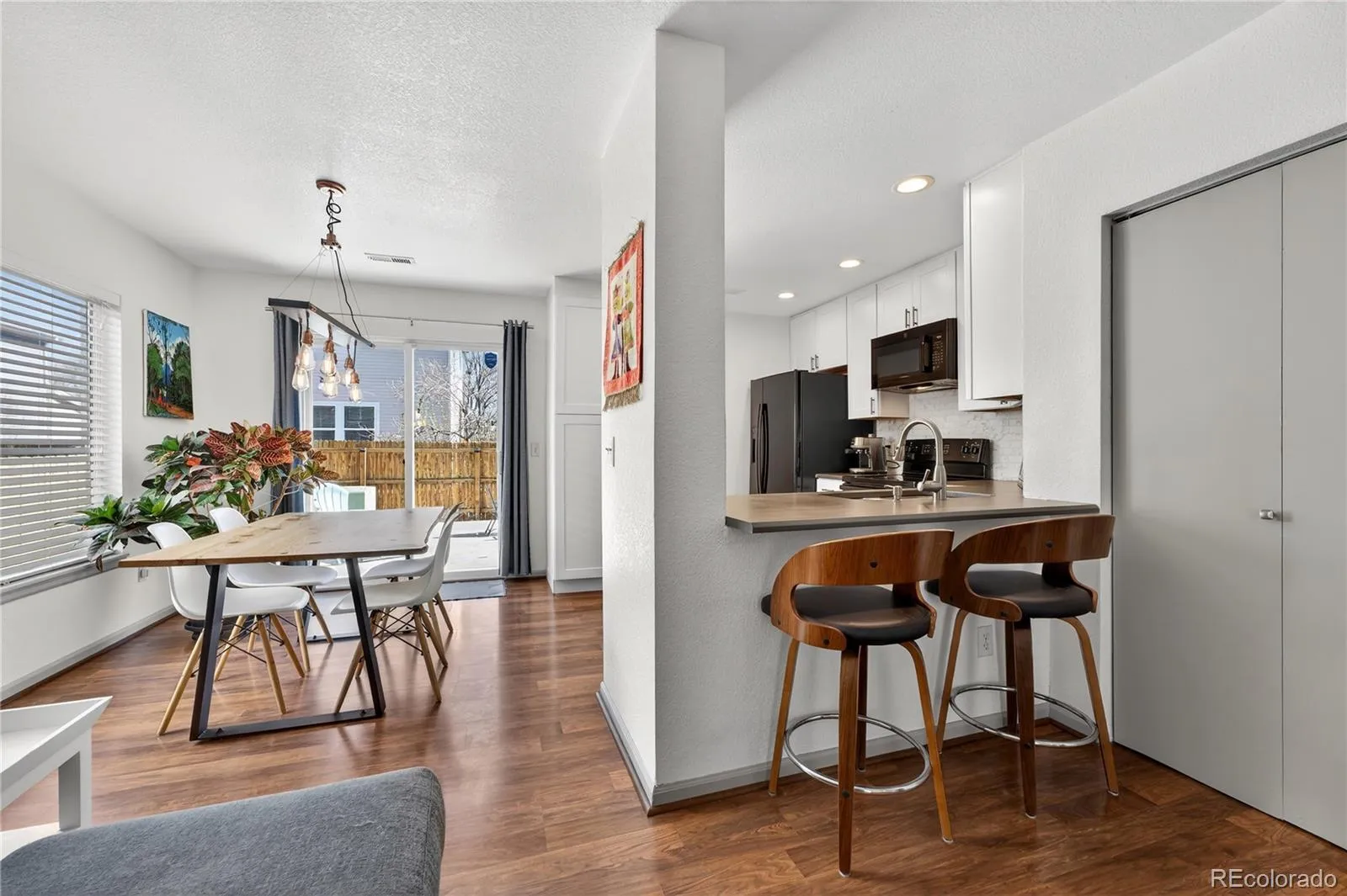 04142026010359 1600 4