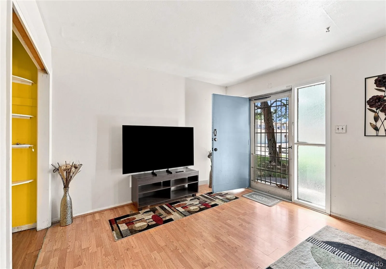 147 Paris Circle Aurora CO 80011 | MLS #REC7298980 08152026005722 1600 1