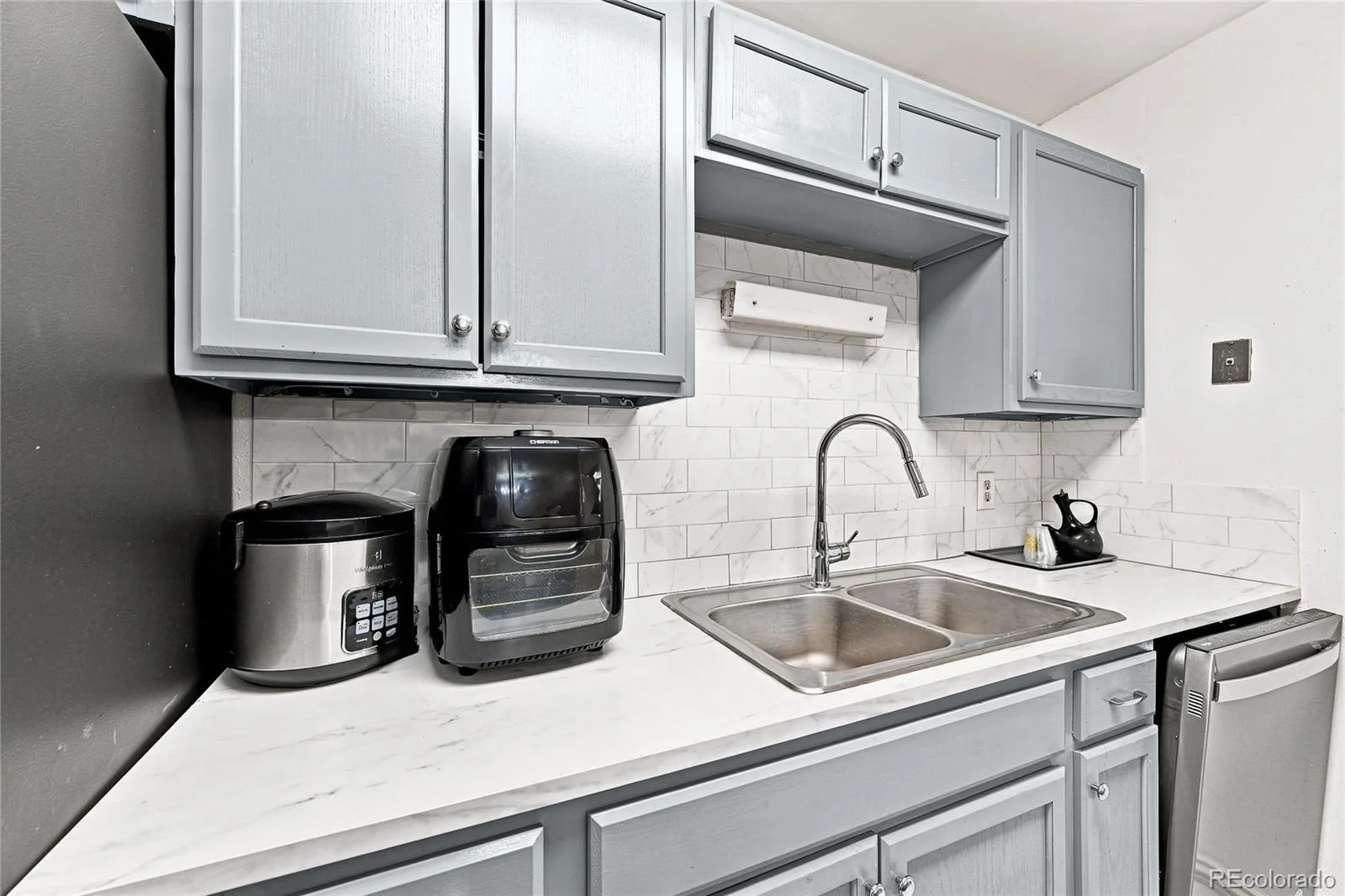147 Paris Circle Aurora CO 80011 | MLS #REC7298980 08152026005722 1600 6