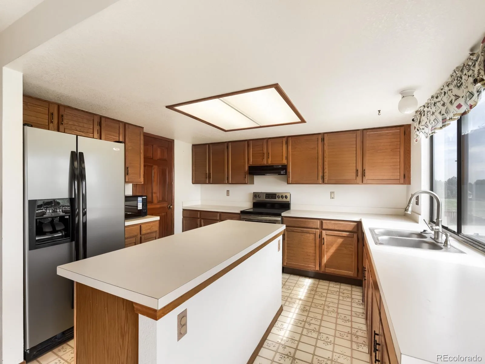 12158 W PARK HILL Place Littleton CO 80127 | MLS #REC7302072 08282026014548 1600 5