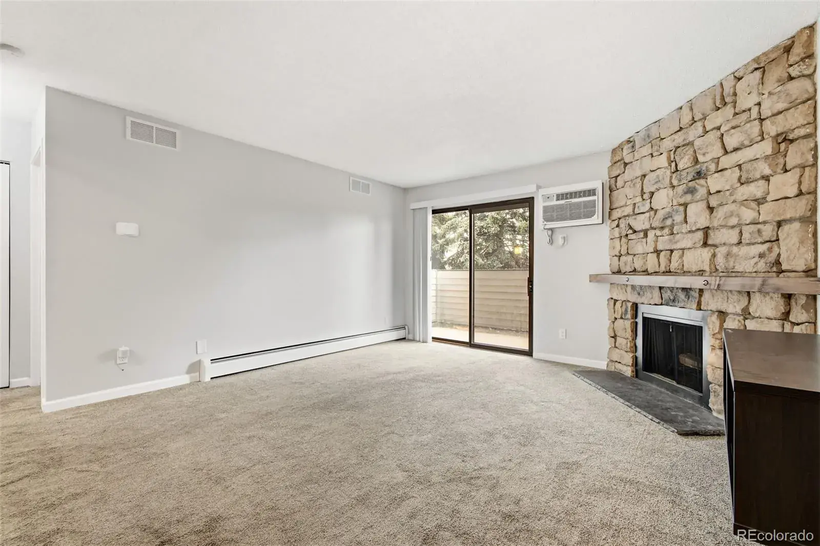 10150 E Virginia Avenue #106 #9 Denver CO 80247 MLS #REC7304249 02252026163336 1600 4