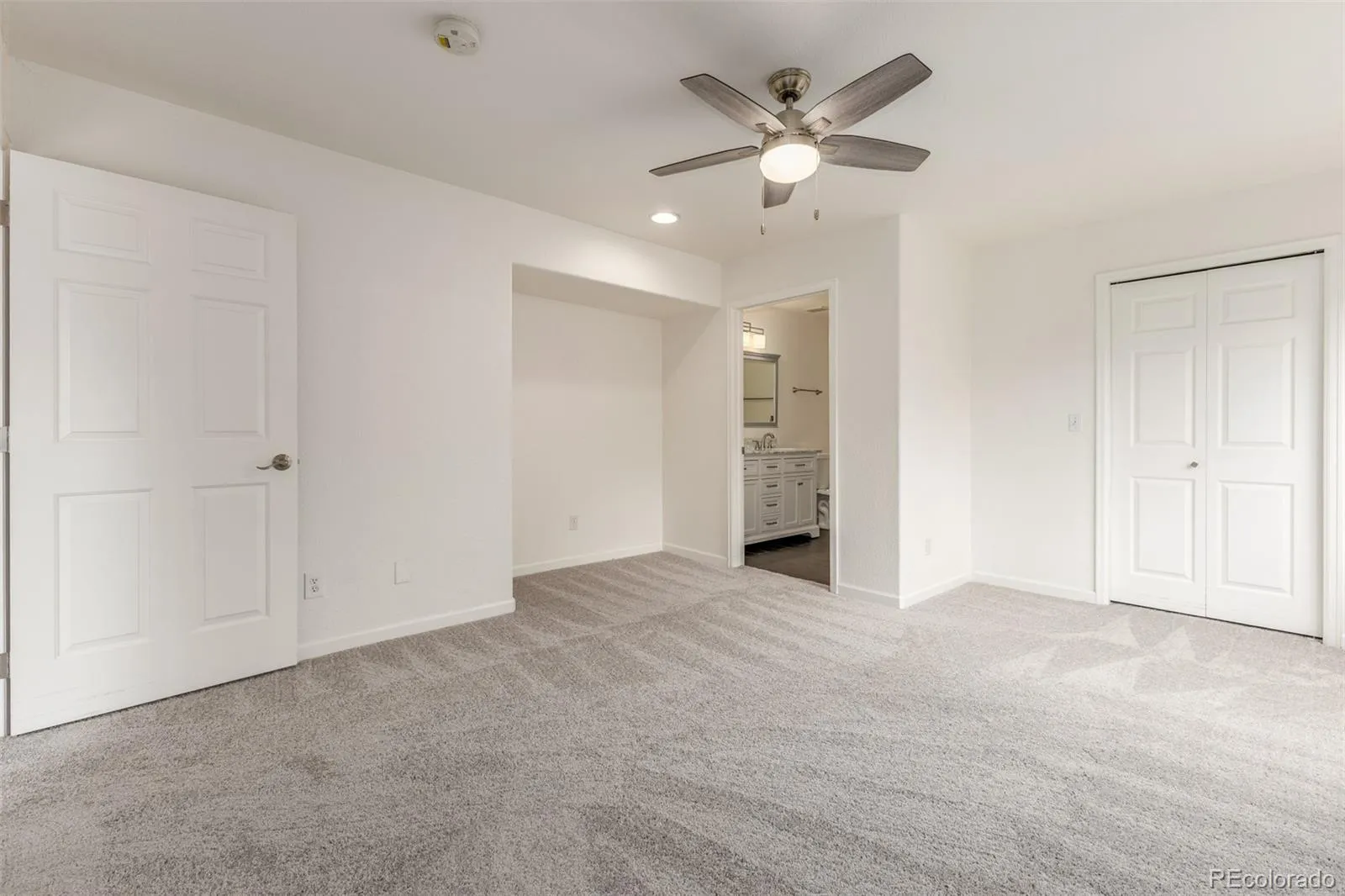 1958 S Carr Street Lakewood CO 80227 | MLS #REC7306356 05112026184108 1600 21